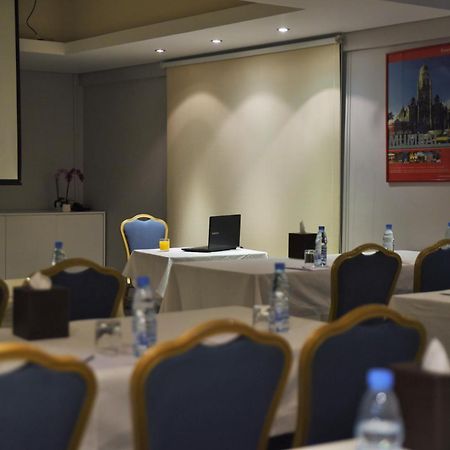 Ramada By Wyndham Downtown Beirut Hotel Ngoại thất bức ảnh