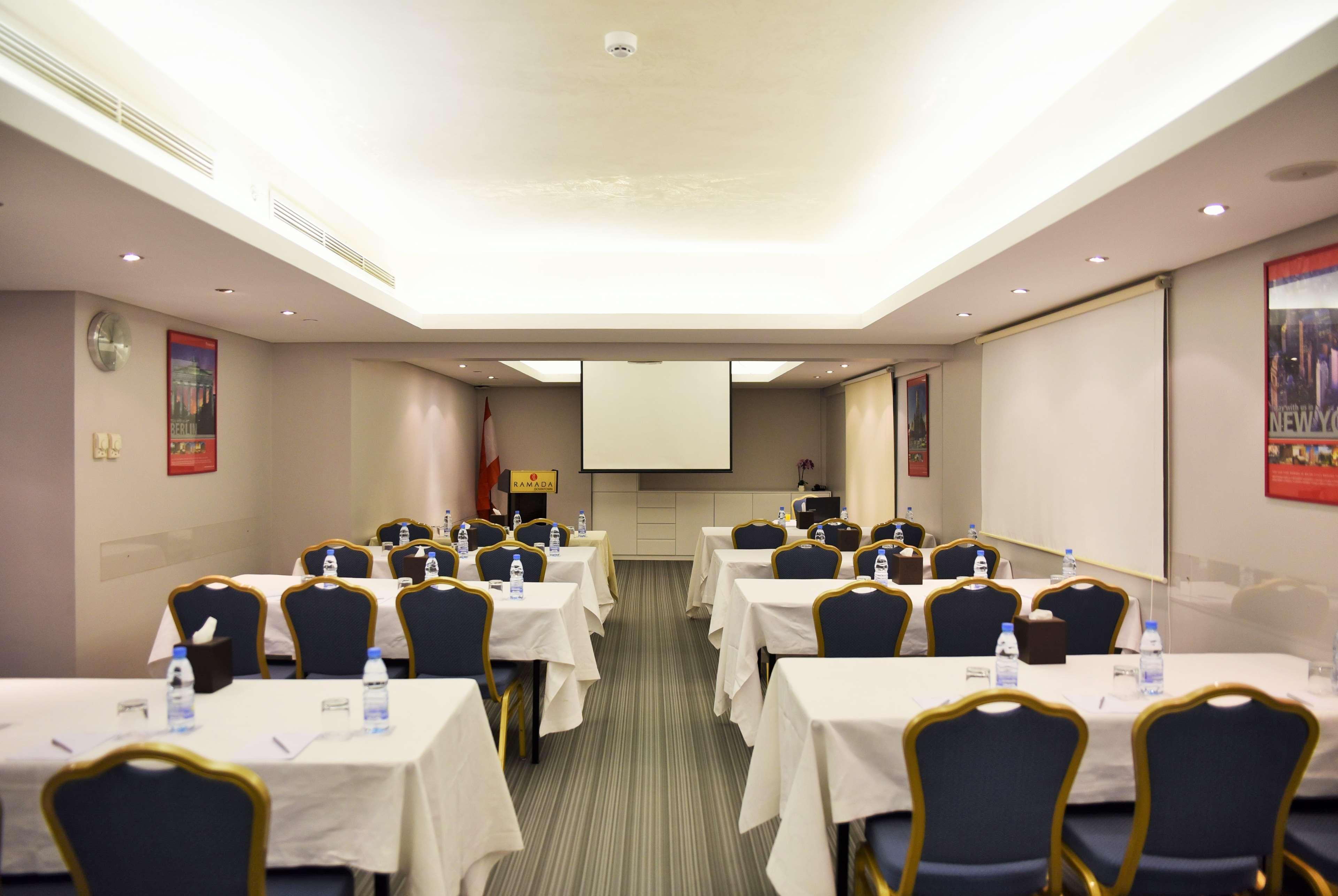 Ramada By Wyndham Downtown Beirut Hotel Ngoại thất bức ảnh