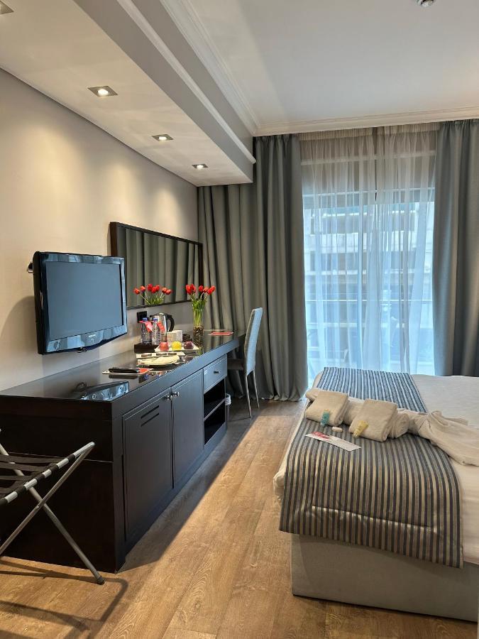 Ramada By Wyndham Downtown Beirut Hotel Ngoại thất bức ảnh
