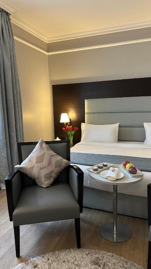 Ramada By Wyndham Downtown Beirut Hotel Ngoại thất bức ảnh