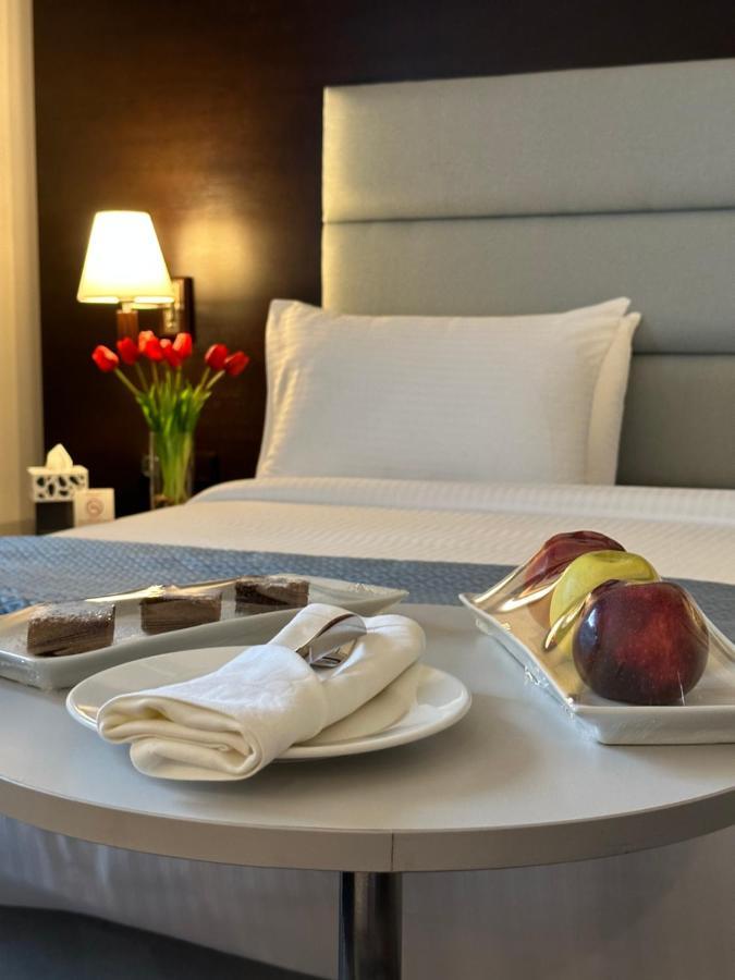 Ramada By Wyndham Downtown Beirut Hotel Ngoại thất bức ảnh