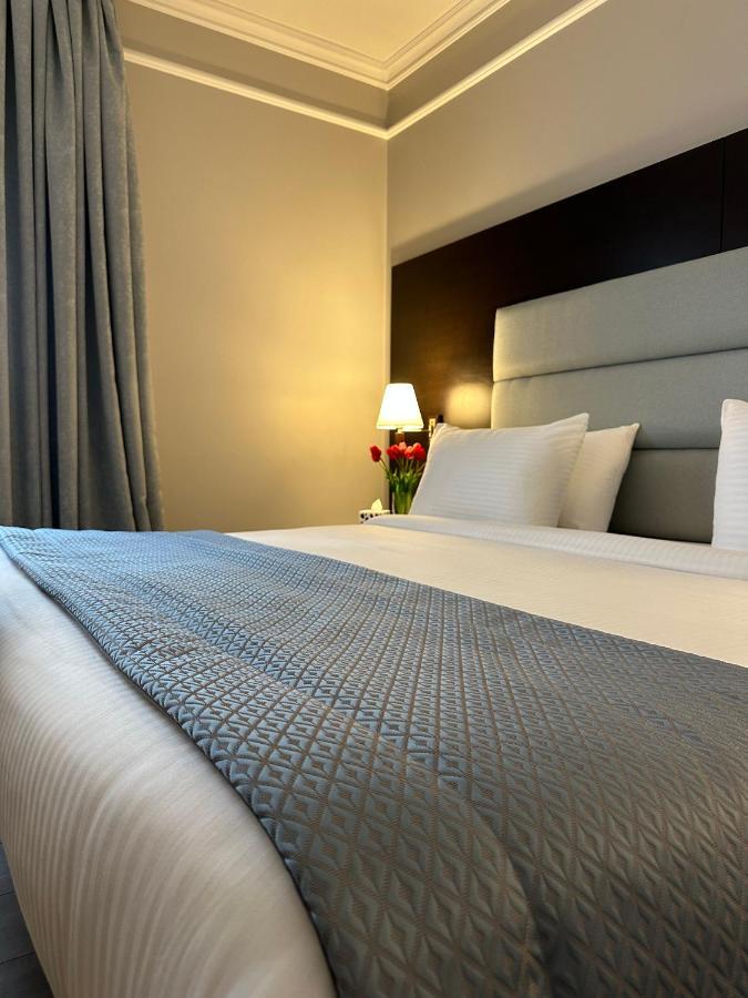 Ramada By Wyndham Downtown Beirut Hotel Ngoại thất bức ảnh