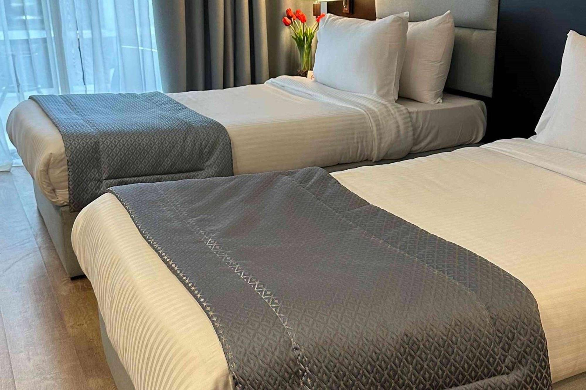 Ramada By Wyndham Downtown Beirut Hotel Ngoại thất bức ảnh