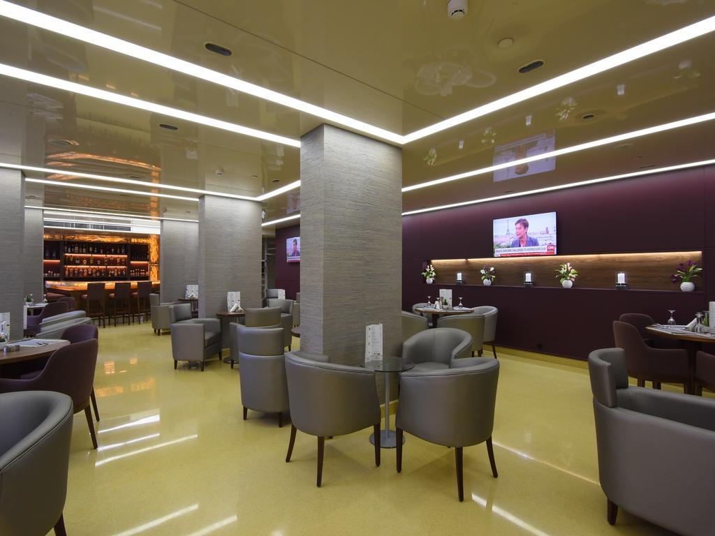 Ramada By Wyndham Downtown Beirut Hotel Ngoại thất bức ảnh