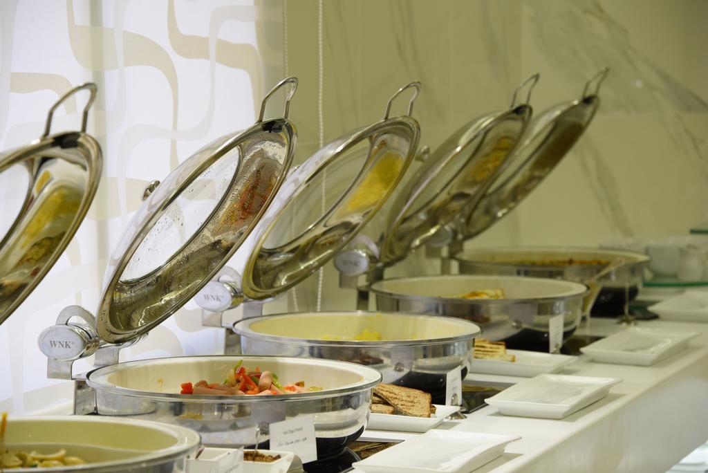 Ramada By Wyndham Downtown Beirut Hotel Ngoại thất bức ảnh